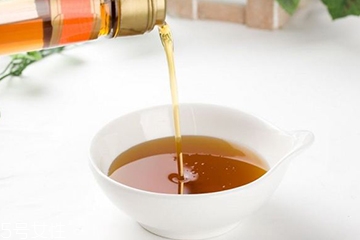 芝麻油是發(fā)物嗎 芝麻油不是發(fā)物 芝麻油是發(fā)物嗎 芝麻油不是發(fā)物