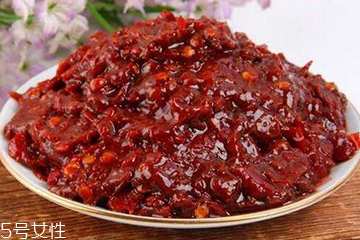 豆瓣醬的熱量 豆瓣醬會(huì)讓人長(zhǎng)胖嗎 豆瓣醬的熱量 豆瓣醬會(huì)讓人長(zhǎng)胖嗎