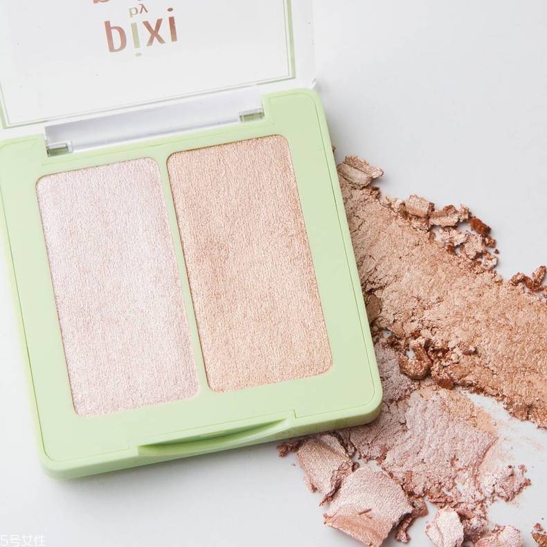 高光棒和高光液哪個好 2大濕高光pk 高光棒和高光液哪個好 2大濕高光pk