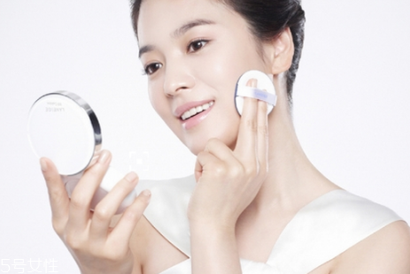 粉底液和氣墊bb哪種好 兩者對(duì)比評(píng)測(cè) 粉底液和氣墊bb哪種好 兩者對(duì)比評(píng)測(cè)