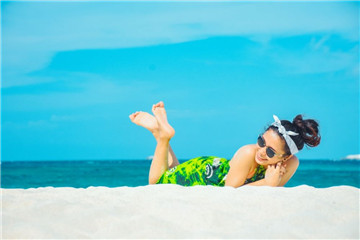 如何選擇物理或化學(xué)防曬 物理防曬和化學(xué)防曬的區(qū)別 如何選擇物理或化學(xué)防曬 物理防曬和化學(xué)防曬的區(qū)別