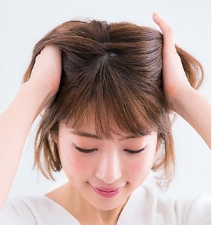 沒有梳子用手怎么弄發(fā)型 沒有梳子用手怎么弄發(fā)型