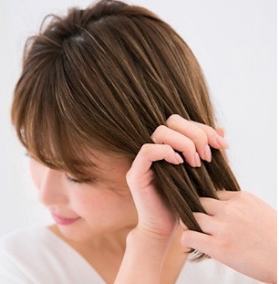 沒有梳子用手怎么弄發(fā)型 沒有梳子用手怎么弄發(fā)型