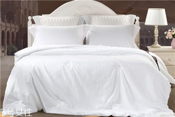 蠶絲被能放樟腦丸嗎 會有不良影響 蠶絲被能放樟腦丸嗎 會有不良影響