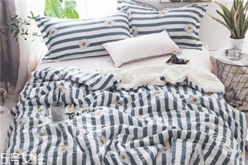 夏涼被有甲醛嗎 選擇正規(guī)大品牌 夏涼被有甲醛嗎 選擇正規(guī)大品牌