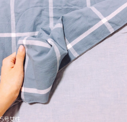 夏涼被跑毛怎么辦 教你一個小秘訣 夏涼被跑毛怎么辦 教你一個小秘訣