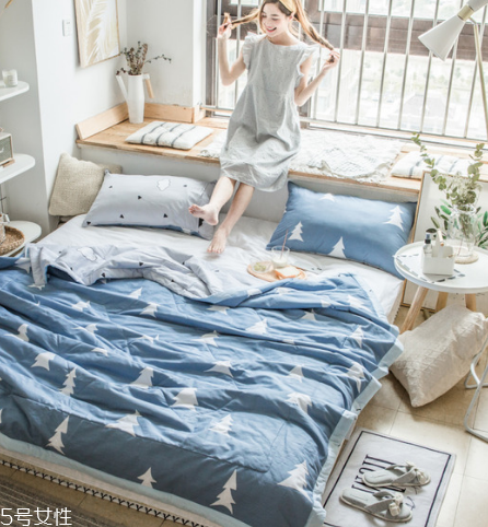 夏涼被什么面料的好 最涼快的材質(zhì)是它 夏涼被什么面料的好 最涼快的材質(zhì)是它