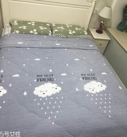 夏涼被和毛巾被哪個(gè)好 各有優(yōu)勢(shì) 夏涼被和毛巾被哪個(gè)好 各有優(yōu)勢(shì)