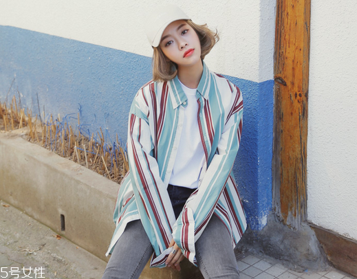 夏天臉上起皮怎么辦 臉干燥起皮補(bǔ)水小妙招 夏天臉上起皮怎么辦 臉干燥起皮補(bǔ)水小妙招