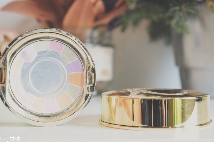 e大餅適合干皮嗎 適合干皮散粉大集合 e大餅適合干皮嗎 適合干皮散粉大集合