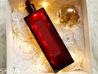 紅色蜜露是水還是精華 紅色蜜露是不是真的那么好用 紅色蜜露是水還是精華 紅色蜜露是不是真的那么好用