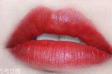 半永久紋唇會不自然嗎 墨水不好會不自然 半永久紋唇會不自然嗎 墨水不好會不自然