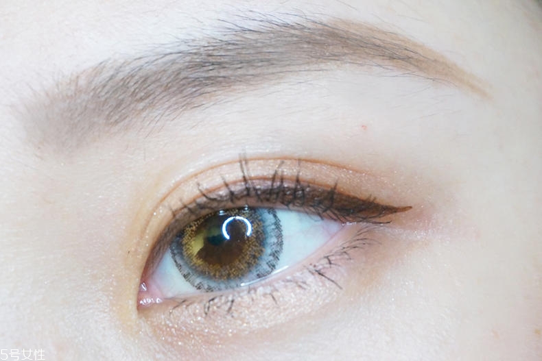 海儷恩隱形眼鏡好不好 連手殘黨都能帶來桃花 海儷恩隱形眼鏡好不好 連手殘黨都能帶來桃花