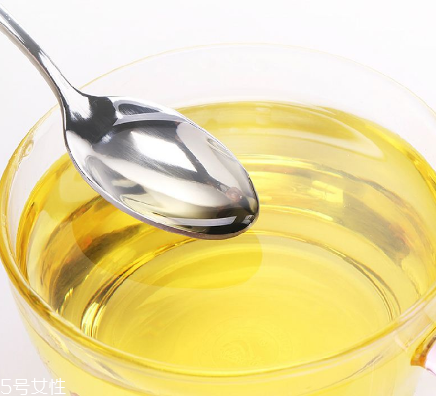 玉米油是轉(zhuǎn)基因的嗎 這個(gè)不一定 玉米油是轉(zhuǎn)基因的嗎 這個(gè)不一定