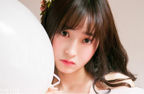 皮膚缺水會怎么樣 皮膚缺水的危害 皮膚缺水會怎么樣 皮膚缺水的危害