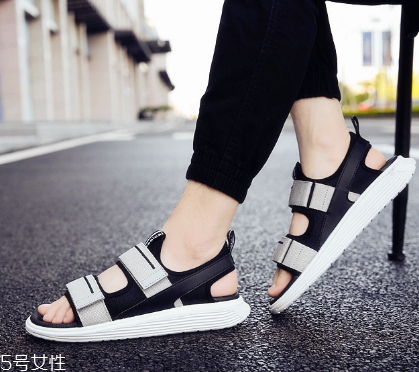 沙灘鞋可以開車嗎 千萬不要嘗試 沙灘鞋可以開車嗎 千萬不要嘗試