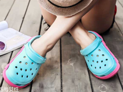 沙灘鞋可以開車嗎 千萬不要嘗試 沙灘鞋可以開車嗎 千萬不要嘗試