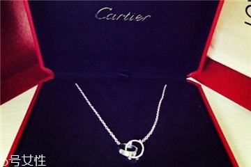 鉑金項鏈洗澡可以戴嗎 會有一定影響 鉑金項鏈洗澡可以戴嗎 會有一定影響