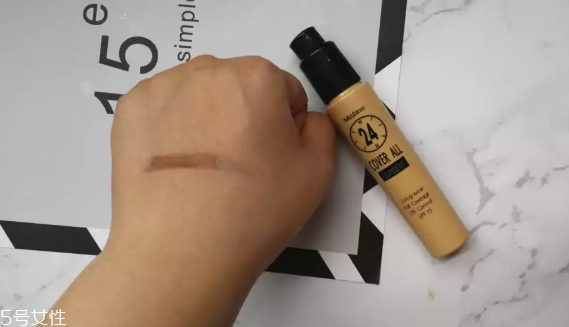 milani粉底液和mistine粉底液哪個(gè)好 平價(jià)粉底液pk milani粉底液和mistine粉底液哪個(gè)好 平價(jià)粉底液pk