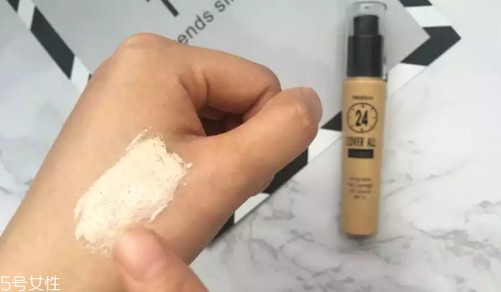 milani粉底液和mistine粉底液哪個(gè)好 平價(jià)粉底液pk milani粉底液和mistine粉底液哪個(gè)好 平價(jià)粉底液pk