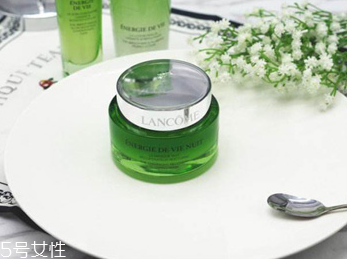 哪個(gè)牌子的睡眠面膜補(bǔ)水效果好 2022排名前十的睡眠面膜 哪個(gè)牌子的睡眠面膜補(bǔ)水效果好 2022排名前十的睡眠面膜