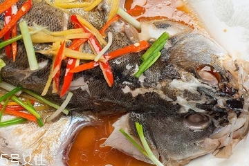 鱸魚(yú)如何去腥味 教你一招去腥味 鱸魚(yú)如何去腥味 教你一招去腥味