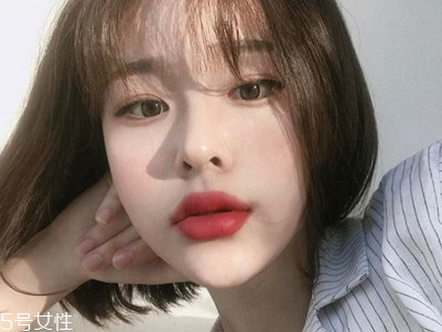 雙下巴吸脂手術(shù)安全嗎？