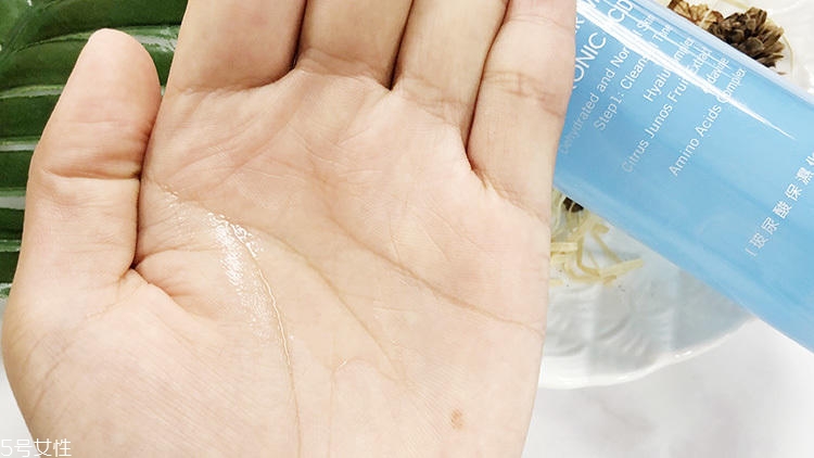 drwu爽膚水價格多少 高性價比的純補水產(chǎn)品 drwu爽膚水價格多少 高性價比的純補水產(chǎn)品