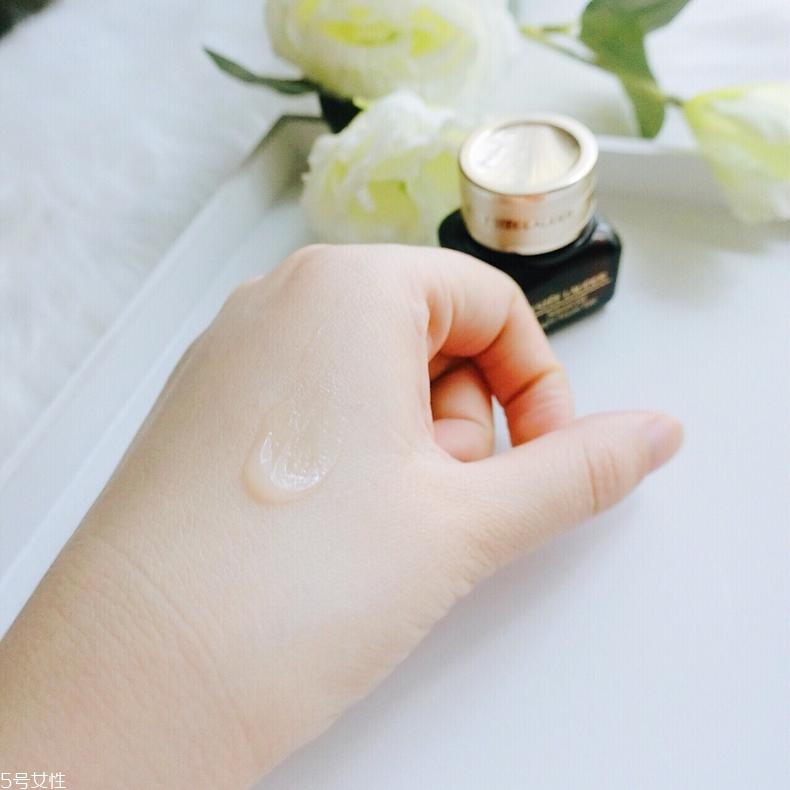 雅詩(shī)蘭黛抗藍(lán)光眼霜好用嗎 對(duì)抗黑眼圈必備眼霜全面測(cè)評(píng) 雅詩(shī)蘭黛抗藍(lán)光眼霜好用嗎 對(duì)抗黑眼圈必備眼霜全面測(cè)評(píng)