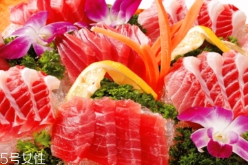 金槍魚為什么要放血 為了保證品質(zhì) 金槍魚為什么要放血 為了保證品質(zhì)