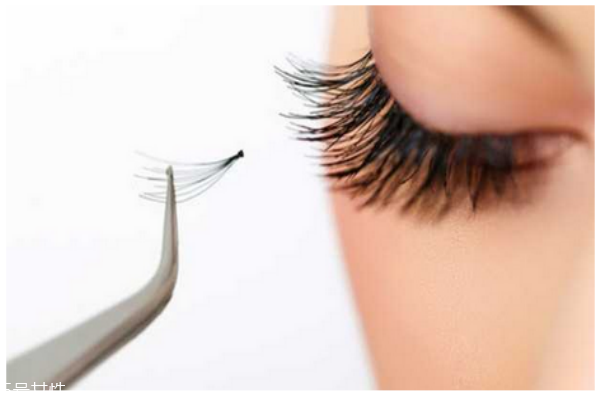 睫毛種植手術(shù)安全嗎？效果怎么樣？