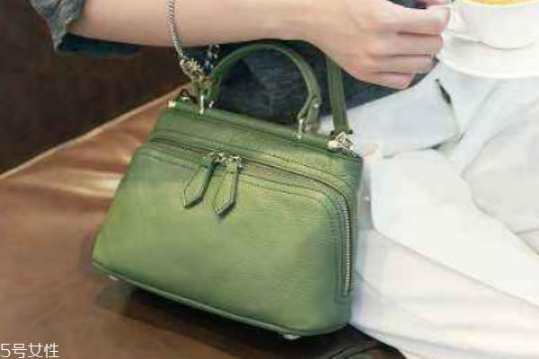 牛皮包包什么牌子好 選它們準(zhǔn)不會(huì)錯(cuò) 牛皮包包什么牌子好 選它們準(zhǔn)不會(huì)錯(cuò)