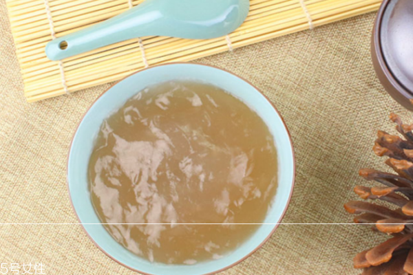 藕粉是什么樣的顏色 微紅色最好 藕粉是什么樣的顏色 微紅色最好