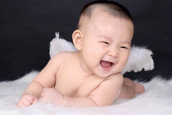 嬰兒體溫多少算正常 嬰兒體溫標(biāo)準(zhǔn) 嬰兒體溫多少算正常 嬰兒體溫標(biāo)準(zhǔn)