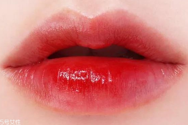 近視唇怎么畫(huà) 新手和高手2種畫(huà)法 近視唇怎么畫(huà) 新手和高手2種畫(huà)法