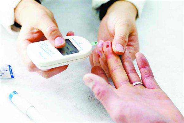 糖尿病飲食需謹(jǐn)慎 三個(gè)問題要注意 糖尿病飲食需謹(jǐn)慎 三個(gè)問題要注意