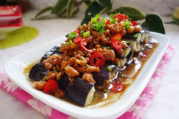 肉末茄子營養(yǎng)多 教你如何制作美味茄子宴 肉末茄子營養(yǎng)多 教你如何制作美味茄子宴