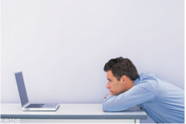 男性前列腺結(jié)石怎么辦 吃什么能有效治療 男性前列腺結(jié)石怎么辦 吃什么能有效治療