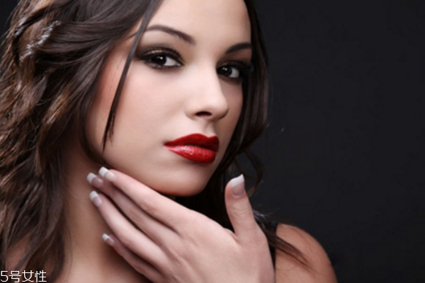 改善不良生活否則你將變成大餅臉 改善不良生活否則你將變成大餅臉