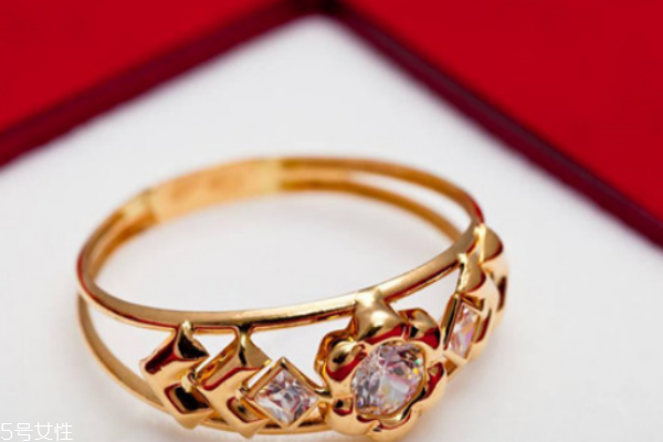 黃金戒指什么款式好看 這幾款都很流行 黃金戒指什么款式好看 這幾款都很流行