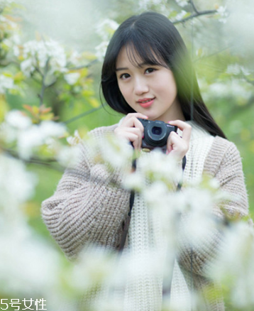 發(fā)際線高適合什么劉海 發(fā)際線高適合的發(fā)型推薦 發(fā)際線高適合什么劉海 發(fā)際線高適合的發(fā)型推薦