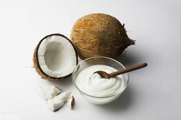 椰子油怎么看質(zhì)量好壞 4原則讓你避免上當 椰子油怎么看質(zhì)量好壞 4原則讓你避免上當