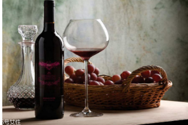 男性喝紅酒有什么好處 九大功效作用 男性喝紅酒有什么好處 九大功效作用