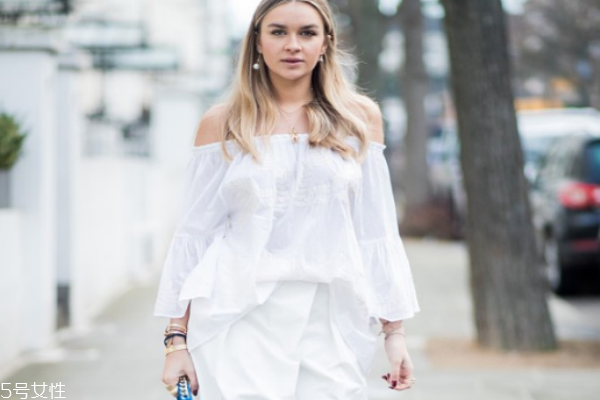 白色上衣怎么搭配 衣櫥里的必備款 白色上衣怎么搭配 衣櫥里的必備款
