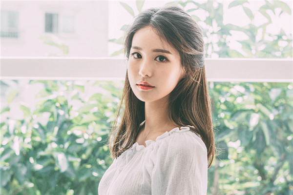 男生碎蓋頭發(fā)型需要燙嗎 男生碎蓋頭要留多長(zhǎng)頭發(fā)