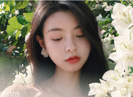 日系妝容和韓系妝容哪個(gè)好看 日系妝容和韓系妝容的區(qū)別 日系妝容和韓系妝容哪個(gè)好看 日系妝容和韓系妝容的區(qū)別