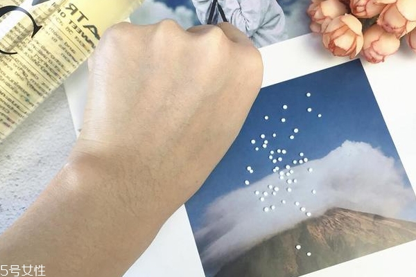 泰國vc爽膚水什么味道 很香甜的橙子味 泰國vc爽膚水什么味道 很香甜的橙子味