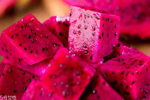 紅心火龍果為什么有肥皂味 正常果香味 紅心火龍果為什么有肥皂味 正常果香味