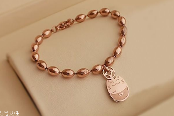 彩金手鏈多少錢 款式品牌都有影響 彩金手鏈多少錢 款式品牌都有影響