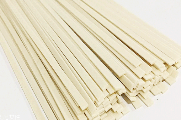 掛面有營養(yǎng)嗎 答案是肯定的 掛面有營養(yǎng)嗎 答案是肯定的